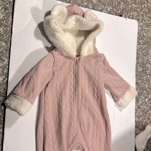 Beautiful suit for little baby 3-6 months